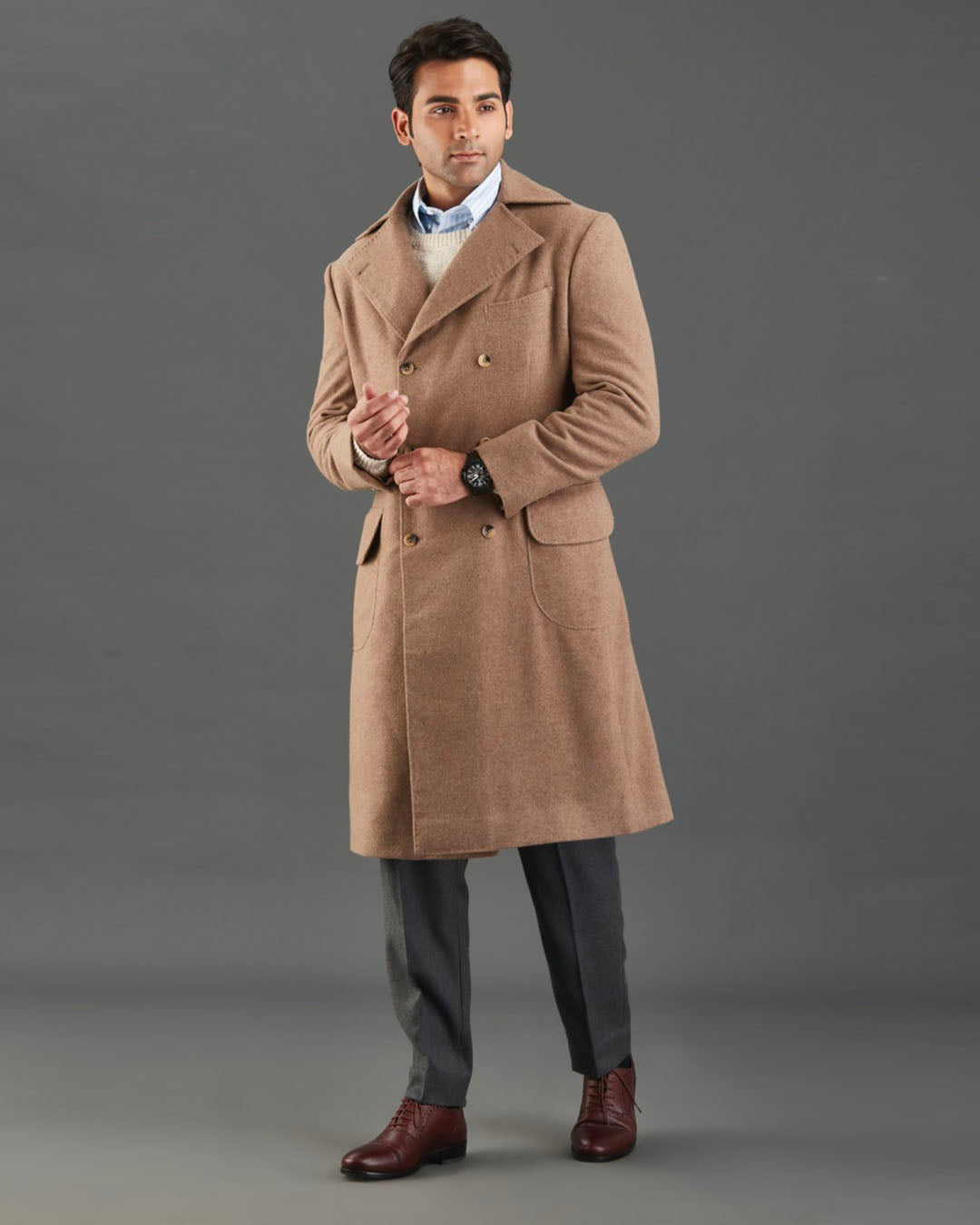 Drago 5% Cashmere 95% Wool: Fawn Flannel Over Coat
