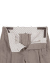 Minnis Flannel: Leichte Rehbraune Twill-Hose