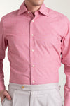 Sommerliches rotes End-on-End-Shirt