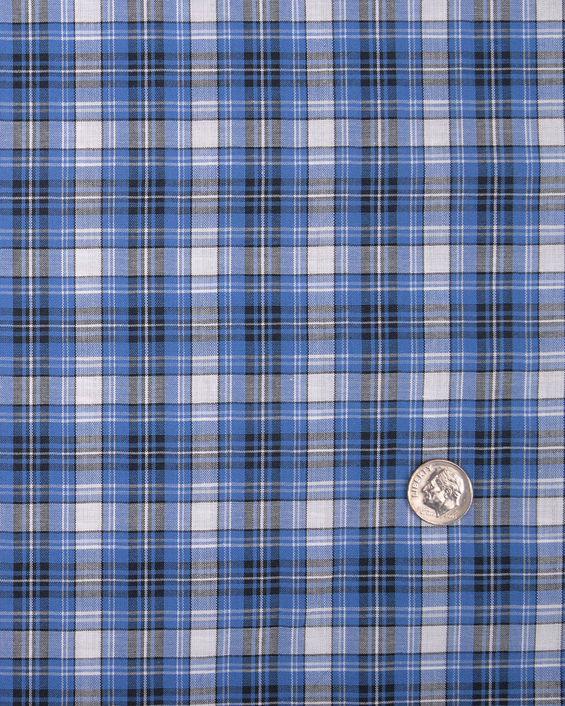 Madras à carreaux bleus, noirs et blancs