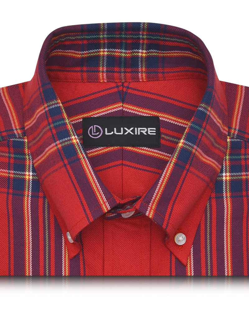 Rotes, marineblaues Flanellhemd mit Tartanmuster