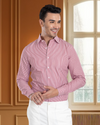 Rotes Süßigkeits-Streifen-Shirt
