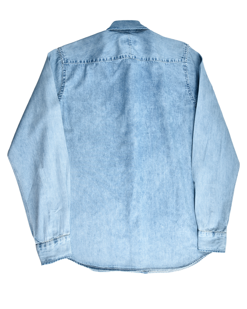 Hellblaues Chambray-Hemd aus Denim mit verwaschenem Muster