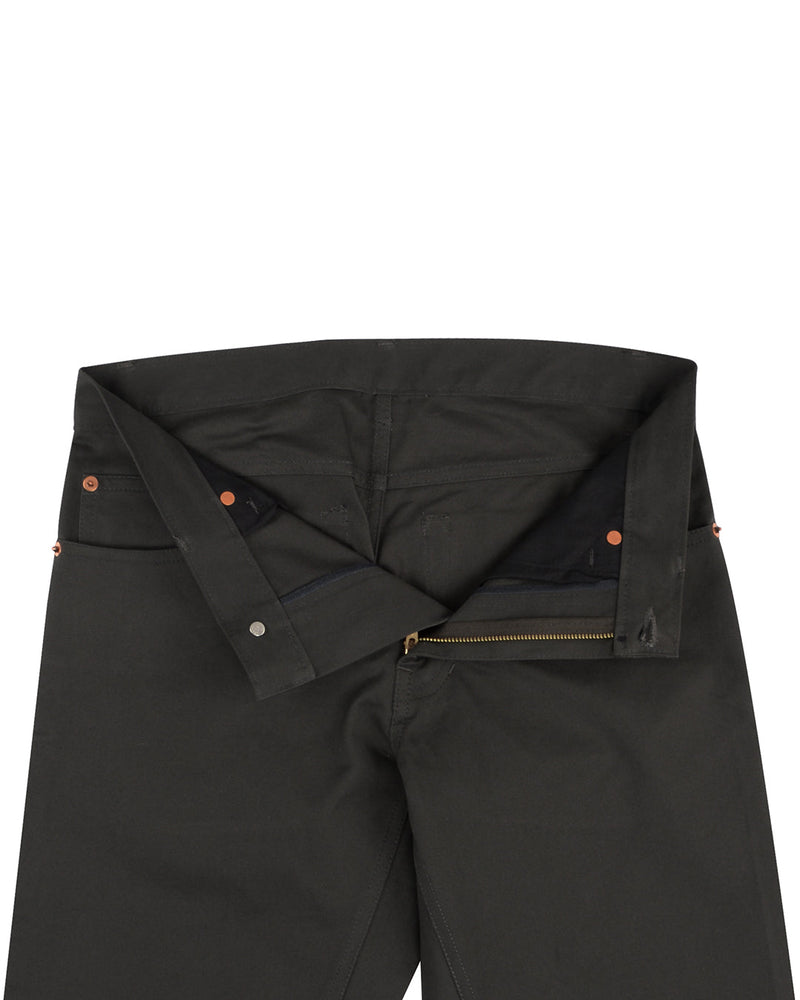 Verwaschene schwarze Jeans aus Baumwolltwill
