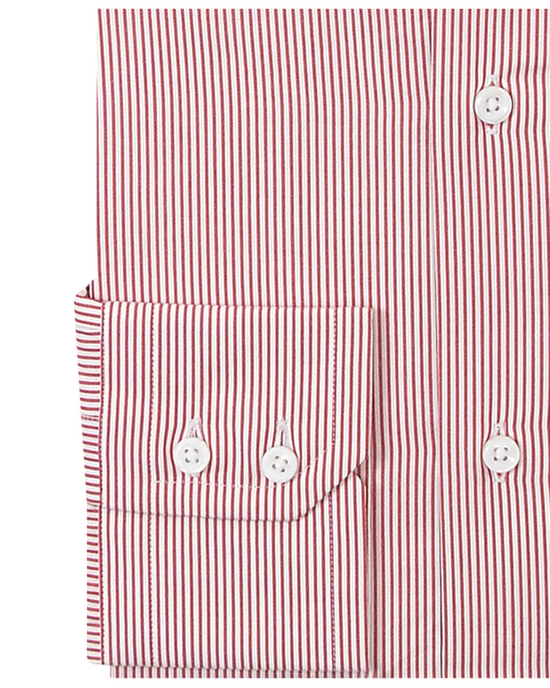 Robe rouge à rayures