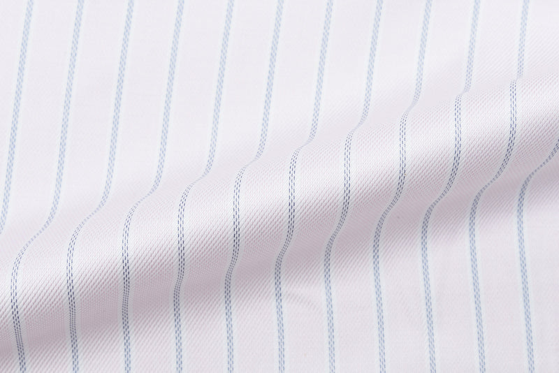 Hemd mit rosa und marineblauen Streifen