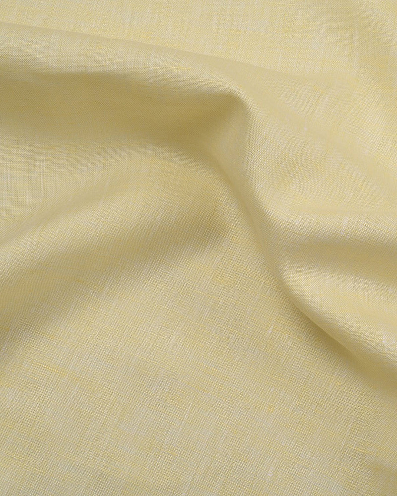 Pullover-Hemd aus blassgelbem Leinen