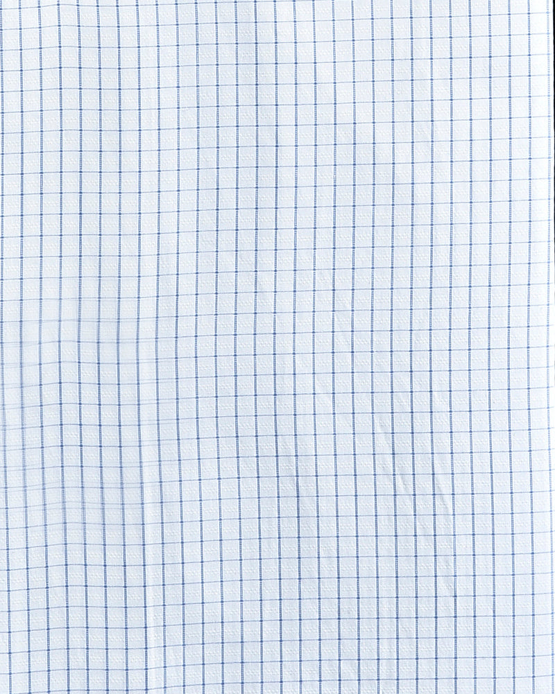 Une touche de soie : carreaux bleus à motifs : naturellement infroissable